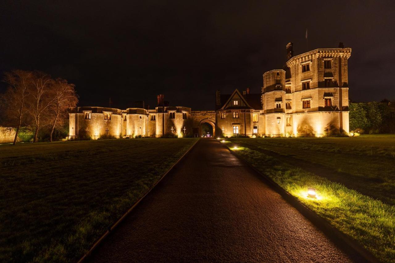 Thornbury Castle - A Relais & Chateaux Hotel Екстериор снимка